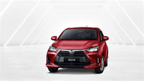 Ingin Mobil Kompak Yang Stylish Cek Spesifikasi Dan Harga Toyota All