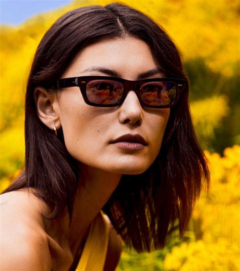 Oliver Peoples Summer 2023 Campaign A Burst Of Color Reportwire