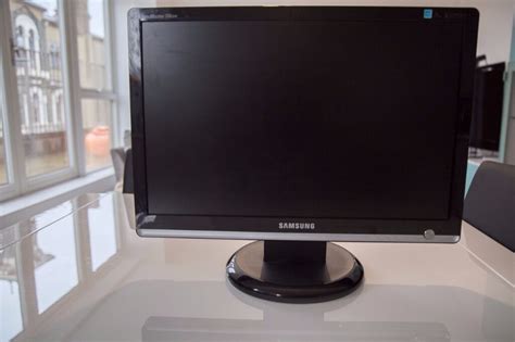 Samsung SyncMaster 206BW 20" Widescreen LCD Monitor | in London | Gumtree