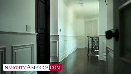 Beautiful Brunette Ella Reese Has Some Wild Sex With A Stranger