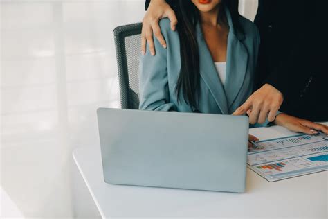 Sexual Ass Dio Dentro Ambiente De Trabalho Infeliz F Mea Empregado Olhando S M O Do Patr O