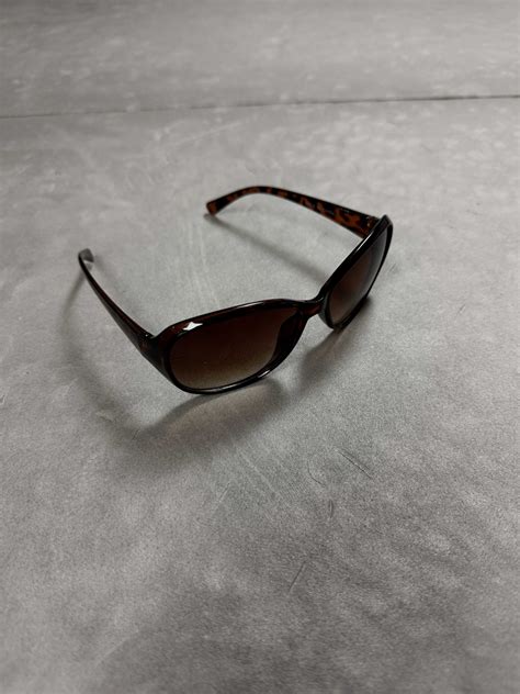 Vintage okulary przeciwsłoneczne panterka (unisex) – Vintage Thrift Shop