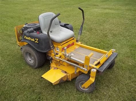 Hustler Zero Turn Deck Fast Trak Z Commercial Lawn Mower