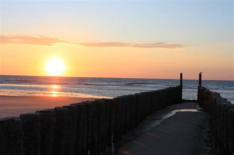 Bild Sonnenuntergang In Domburg Zu Strand Domburg In Domburg