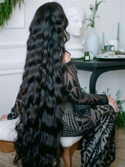 Proven Benefits Of Hot Potli Massage For Hair Growth