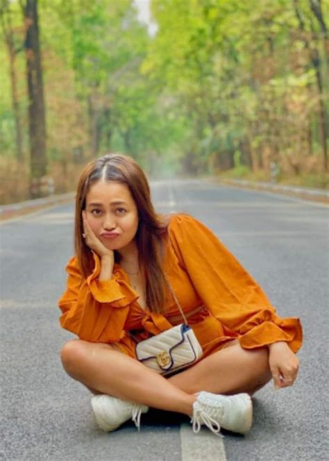 Neha Kakkar Poses On A Street As She 'Cannot Wait' For ‘Khad Tainu Main ...