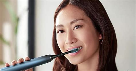 Philips Electric Toothbrush That Gives Whiter Teeth In 3 Days Is
