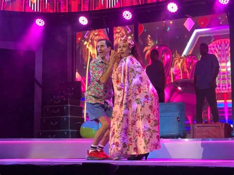 Teatro La Chica Del Bikini Azul Un Homenaje Musical A Luis Miguel