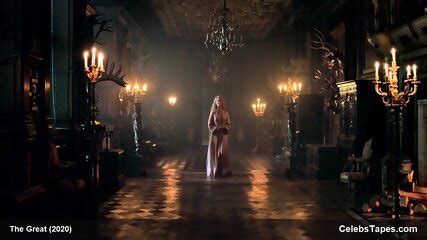 Elle Fanning Watching Hot Video