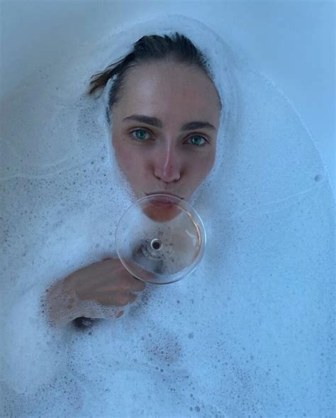 Hot Sexy Inna Fisun Bikini Pics