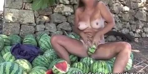 Curvy MILF In Public Masturbation Action With Watermelons Tnaflix