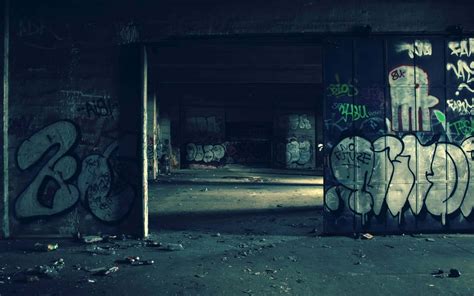 graffiti wall art   abandoned building wallpaper