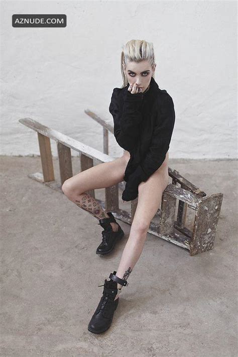 Valentina Belleza Nude By Damien Elroy Vignaux Aznude