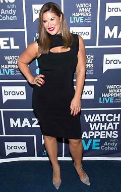 Malutrevejo Malu Cute Smile Claps Back At Body Shamers With This Pic