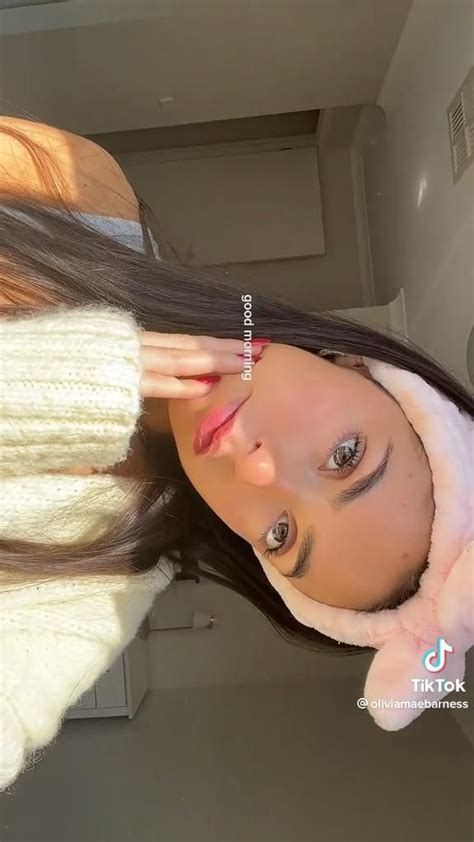 Pin By Meraki On Makeup Video Hot Makeup Dark Skin Makeup Cute Makeup Looks