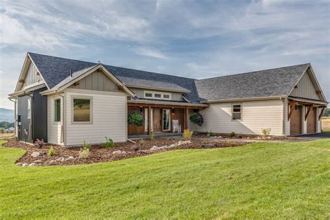 Ranch Style House With Porch