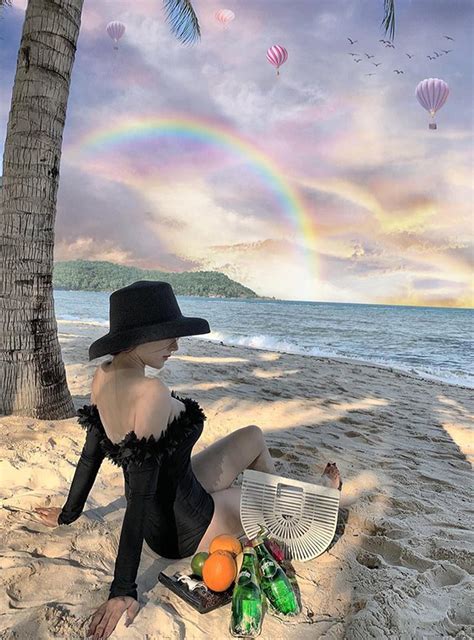 Bỏng mắt ngắm dàn bạn gái cầu thủ diện bikini đón hè Báo Dân trí