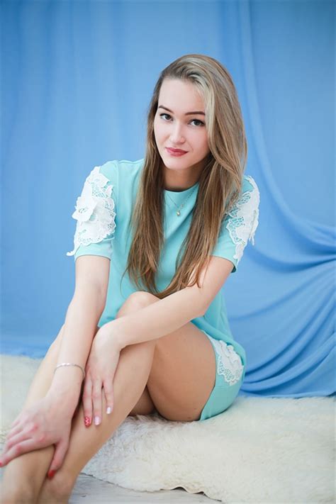 Charming Lyubov Y O From Kiev With Blonde Hair ID LadaDate