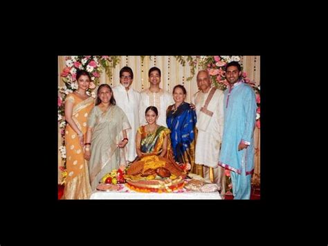 Aishwarya Rai Bachchan | Aditya Rai | Brother | Rare | Unseen ...