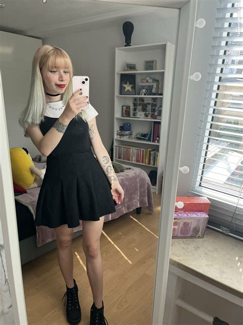 Legendluna Legend Of Luna Legendluna Lunaxlegend Nude Onlyfans Leaks Fappening