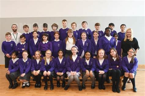 39712319 Woodston Primary School Year 6 Leavers 3 Y623 National World
