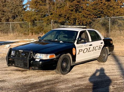 2011 Ford Crown Victoria Police Interceptor Package - Gavel Roads ...