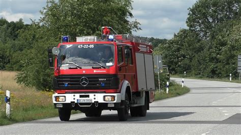 Schwerer Verkehrsunfall Auf B205 Sirenenalarm Einsatzfahrten