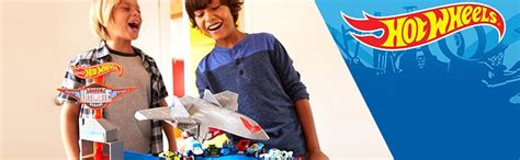 Hot Wheels Track Set With Scale Toy Cars Over Feet Tall Garage With Motorized Gorilla