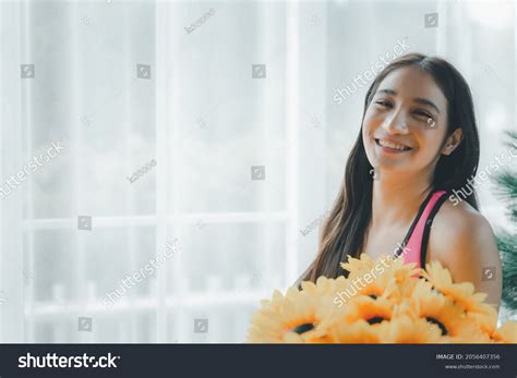 Asian Woman Sexy Wearing Pink Bikini Stock Photo Shutterstock