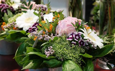 Floristik | Blumen Kraft in Waldbronn - Schönes für drinnen & draußen