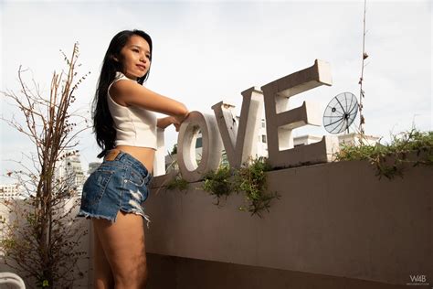 Asian Hottie With Hot Body Enjoys A Wooden Tub Photos