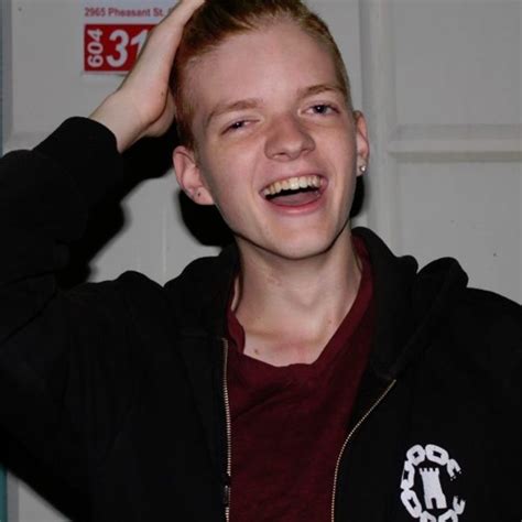 Stream Tyler_Hall music | Listen to songs, albums, playlists for free