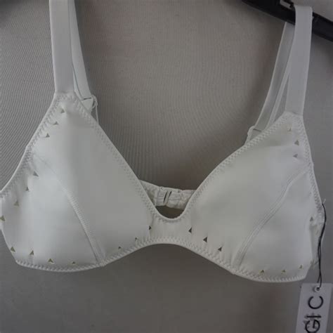 Gigi C Swim Gigi C Womens Gorgia Top Bikini White With Triangle Shape Laser Cut Size L