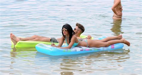 Jasmin Walia In A Bikini 34 Photos The Fappening