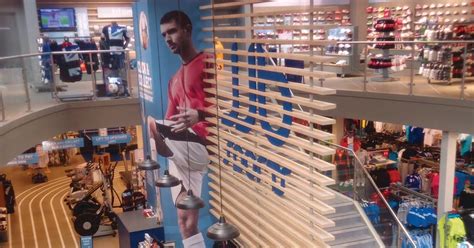 jjb sports collapses  sports direct acquires  shops news retail