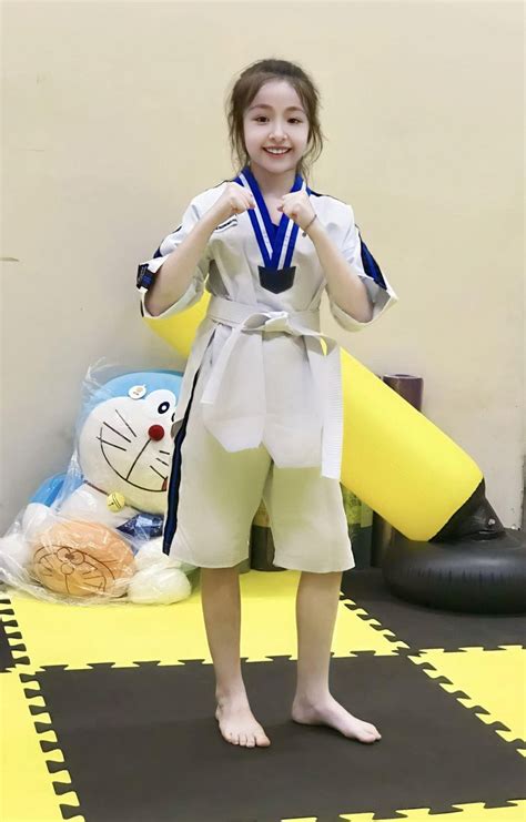 G P I Visual M Con Nh Elly Tr N Hot Mom U Tr B T B I Thi N Th N Lai Ra D Ng Thi U N