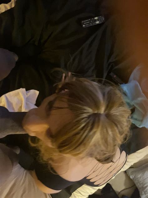 Sucking His BBC Gay Crossdresser Bbc HD Porn Video 3c XHamster