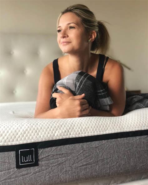 Hot Vanessa Ray Expose Photos That Will Make Your Day Better Thblog