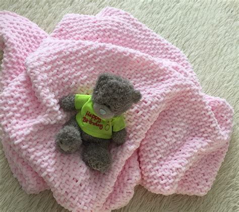 Детский плед из плюшевой пряжи: как выбрать узор?