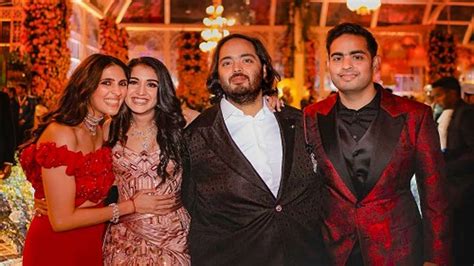 Anant Ambani Radhika Merchant Wedding Bash Hires 2000 Jets Give Return