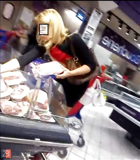 Display Light Haired Tart ZB Porn