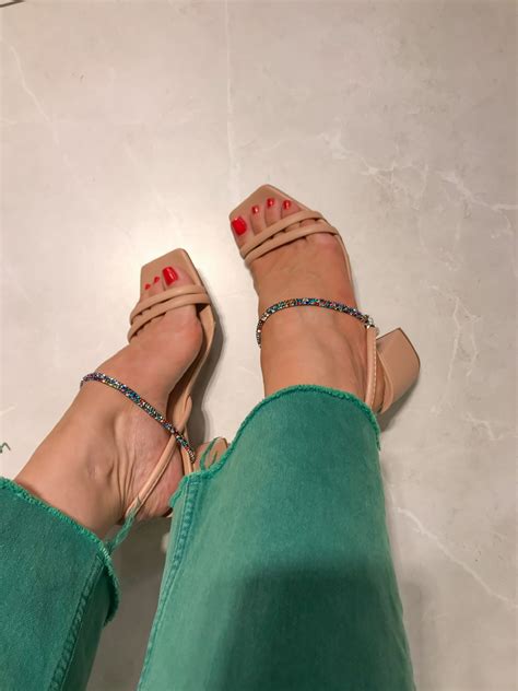 Sandália Salto Bloco Lauren Nude