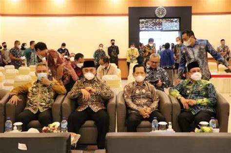 Kepala Bpk Kalsel Bergeser Bupati Tapin Harapkan Dapat Terus Saling