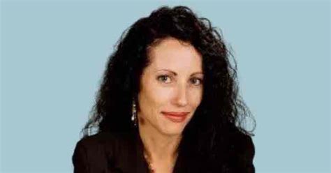 Lynda Carlyle Sex Therapist Cairns Doctors On Barr St