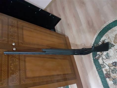 Vand Arma Lisa Semi Automata Cu Trei Ocuri Arhiva Okaziiro