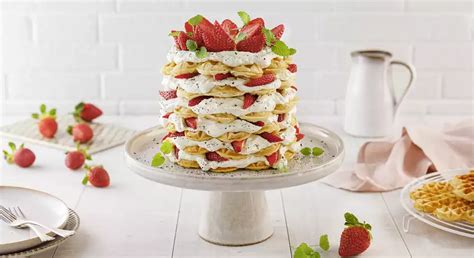 Naked Cake Mit Beeren Rezept Dr Oetker