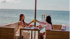 Confidant Hotel Elegant Suites And Fine Dining