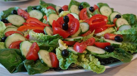 ensalada de vegetales redondo blanco cerámico plato ensalada