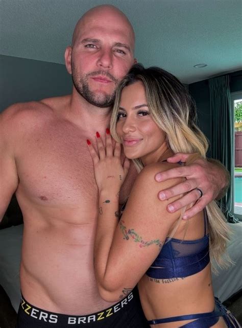 Stunning Latina Kenia Music Porn Fan Community Forum