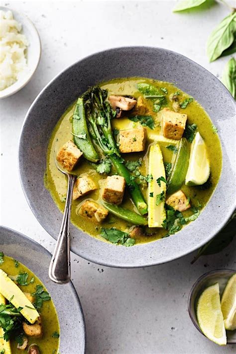 Curry verde tailandés con tofu y verduras NCGo